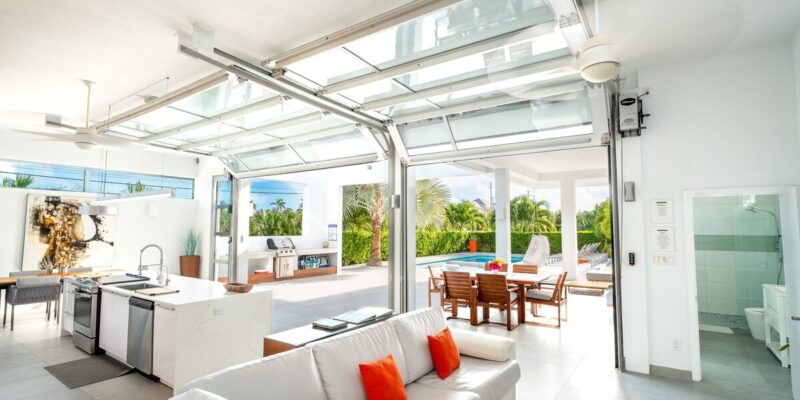 White Villas, 2-bedroom luxury beachside villa